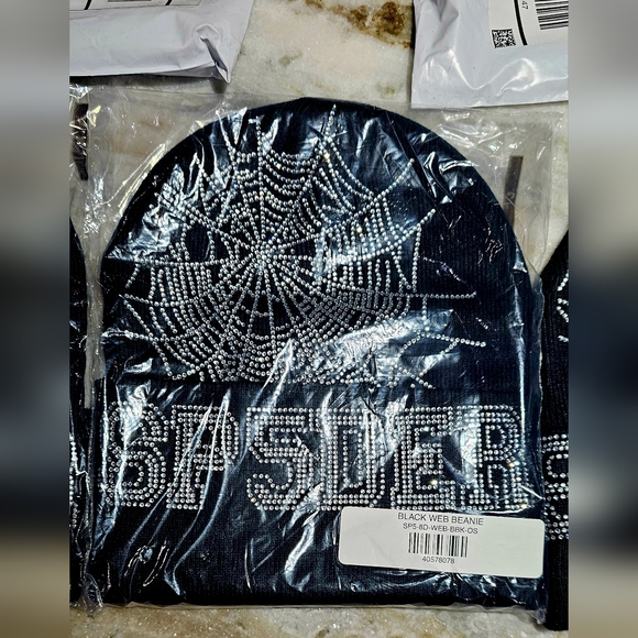 SP5DER, YOUNG THUG, 100% AUTHENTIC BLACK RHINESTONE WEB BEANIE NWT Spider - Picture 6 of 7